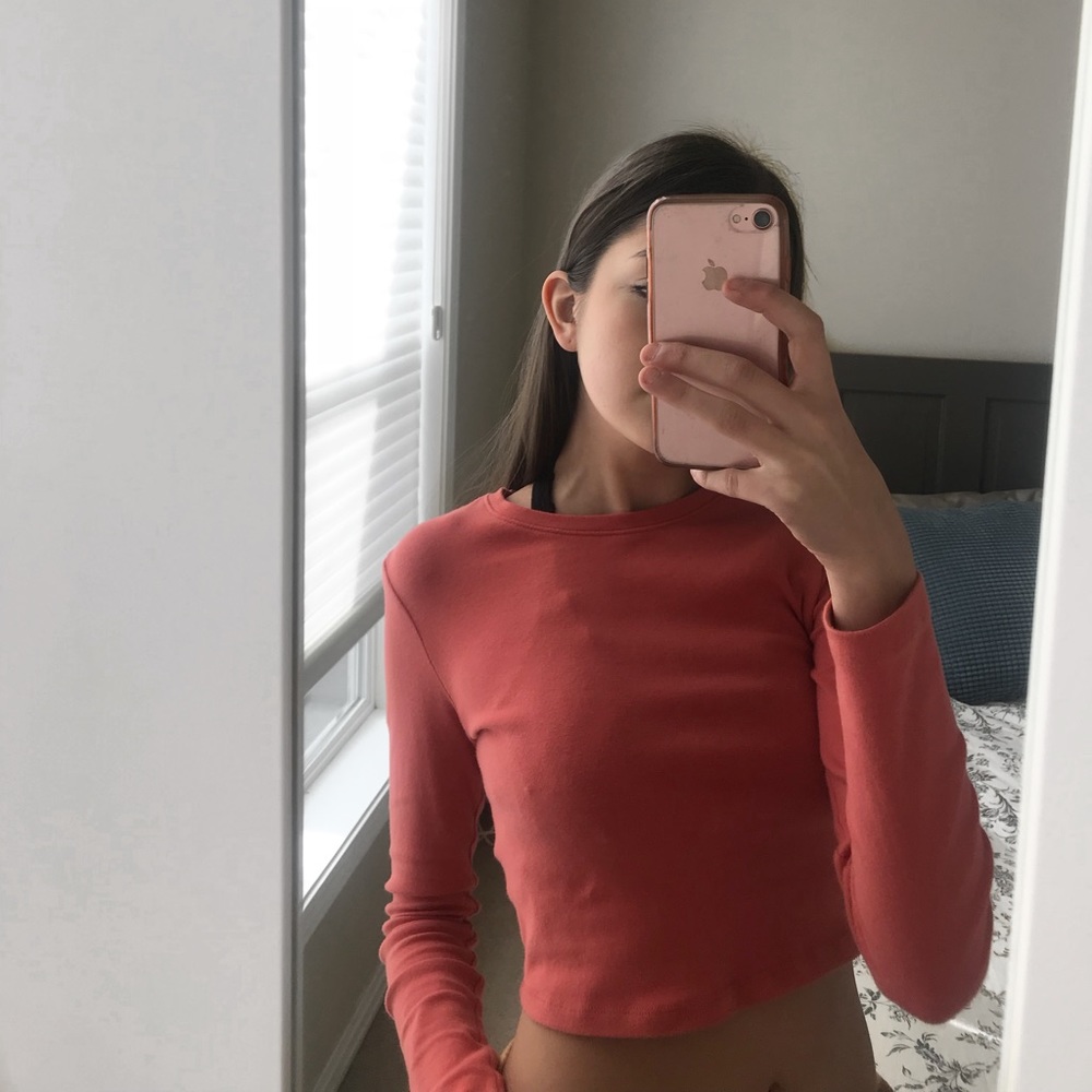 NWOT Super Soft Peachy Crop Top